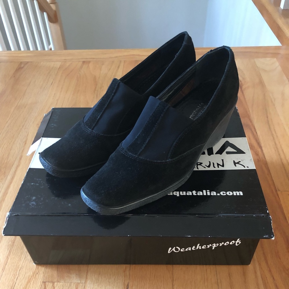 Aquatalia black suede wedge shoes size 6.5